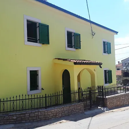 Apartment Terra Rossa Kastelir Exterior photo
