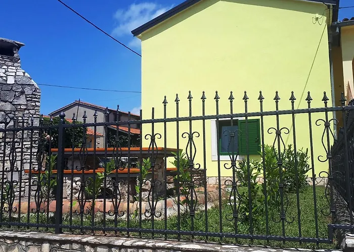 Apartment Terra Rossa