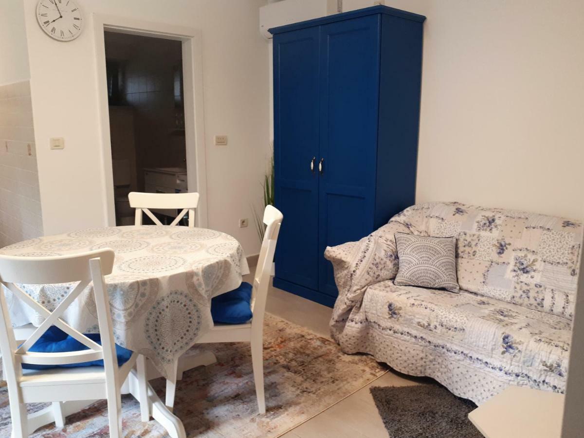 Terra Rossa Apartment
