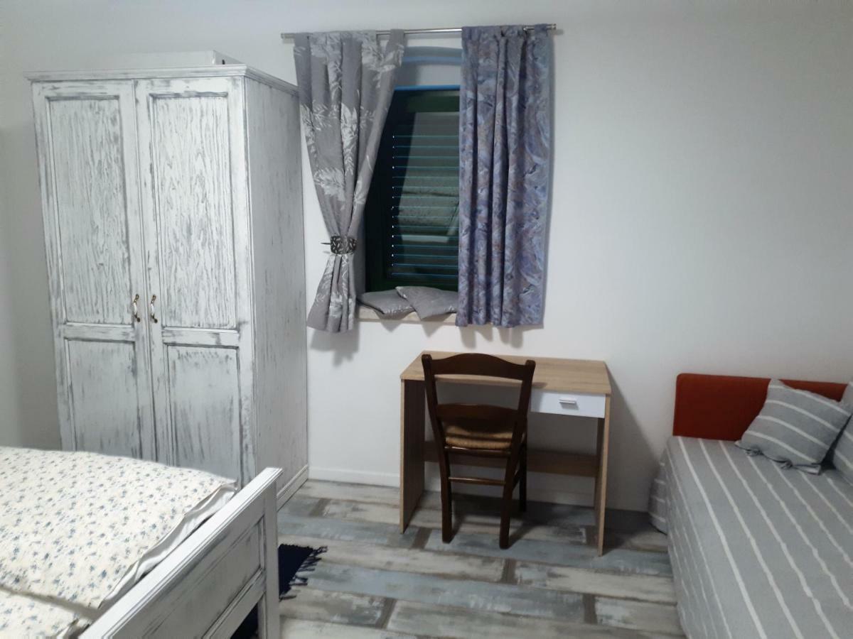 Terra Rossa Apartment
