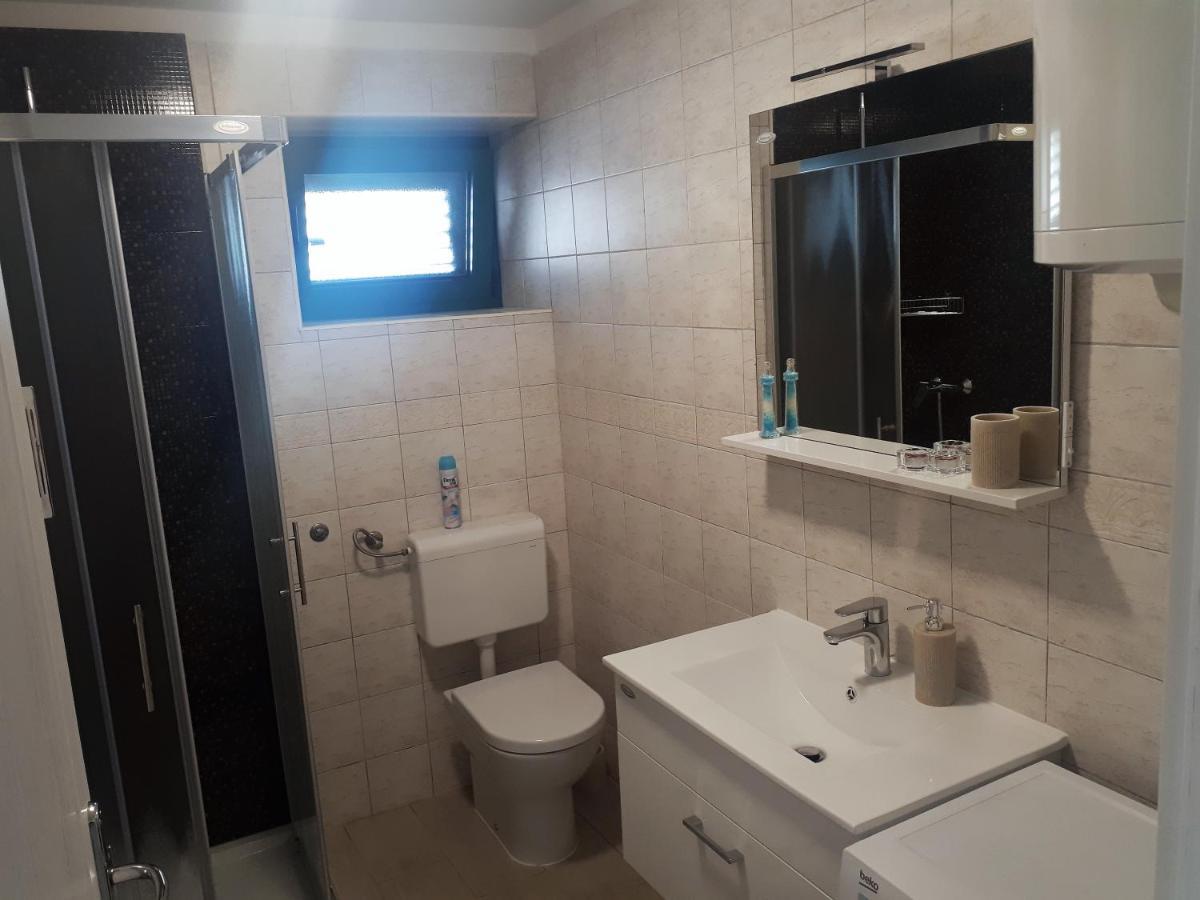 Terra Rossa Apartma Kastelir