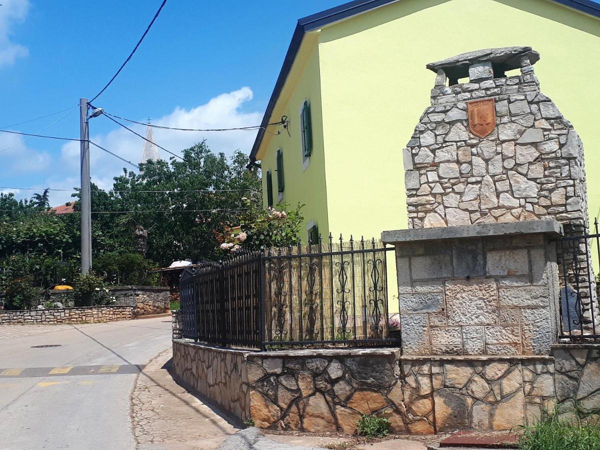 Apartment Terra Rossa